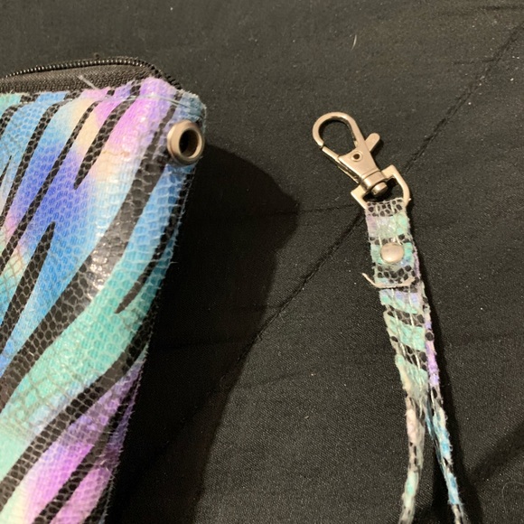 Colorful Wallet with Wristlet strap - Picture 6 of 6